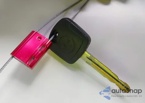 2005 Toyota Corolla Ce из США, поврежденный, VIN 1NXBR32E15Z406499